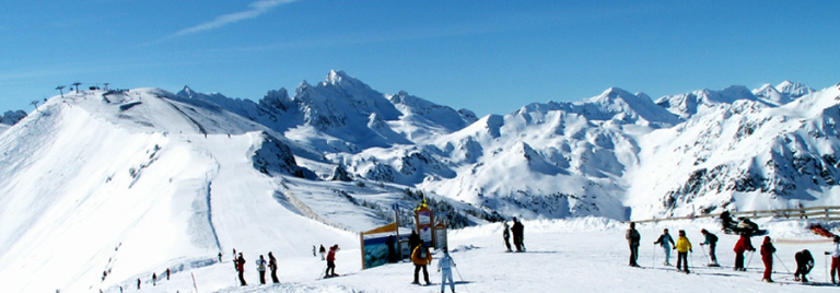 Station de ski d'Ax les 3 domaines - Pyrénées Online